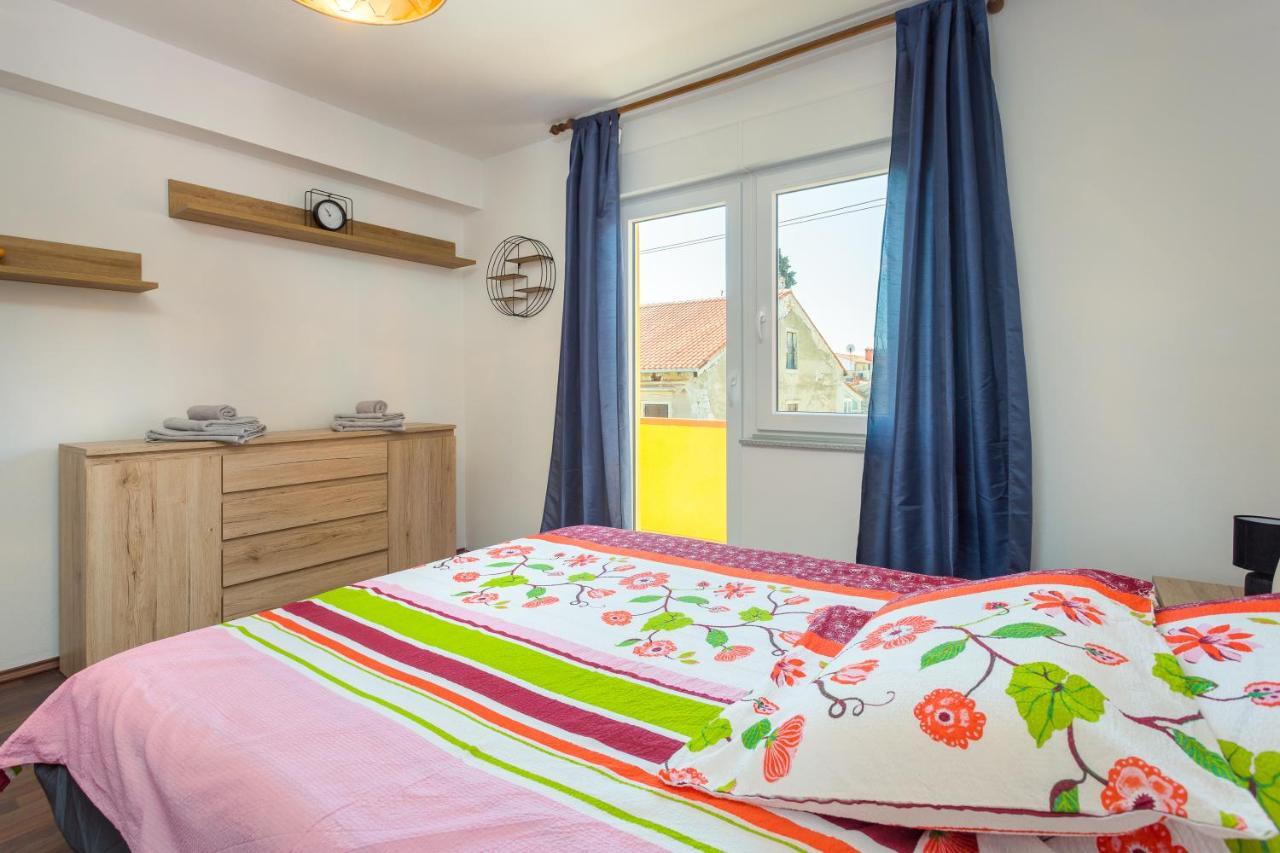 Sunny Apartment Ili Near Amfiteatar Pula Zewnętrze zdjęcie