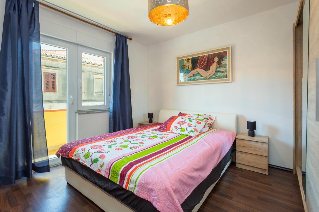 Sunny Apartment Ili Near Amfiteatar Pula Zewnętrze zdjęcie